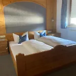 Haus Schnoller Апартаменты